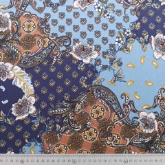 Viskosejersey Stoff Paisley Blumen gemustert, hellbraun dunkelblau