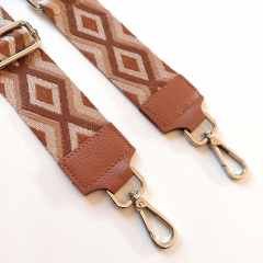 Taschengurt Taschenriemen Rauten Ethnomuster- beige braun cremewei - braune Lederenden-silber Schnallen