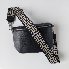 Bauchtasche Leder mit Lederriemen - schwarz-silber Schnallen-Made in Italy