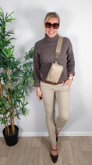 Ledertasche rechteckig mit Lederriemen - beige -gold Schnallen