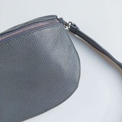 Bauchtasche Leder mit Lederriemen - Dunkelgrau -silber Schnallen-Made in Italy