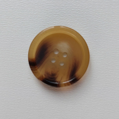 Knopf rund 26 mm 4 Löcher zum Annähen, beige braun