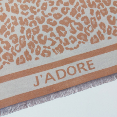 Schal Leomuster  JADORE camel hellbeige
