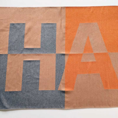 Schal Schriftzug HAPPY grau camel orange