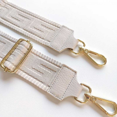 Taschengurt Taschenriemen grafisches Muster 3D- natur - cremeweies Leder - gold Schnallen