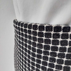 Boucle Stoff Quadrate, cremewei schwarz