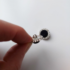 Samtknopf aus Metall mit Strasssteinchen Knopfgre 28/17,92 mm, schwarz