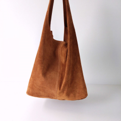 Wildleder Tasche Shopper Beutelform - cognac