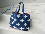 RESTSTCK 38 cm Dekostoff Kreuze, weiss auf blau