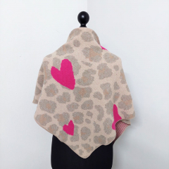 Dreieckstuch Schal Leopardenmuster Herzen Wollschal flauschig weich, taupe camel beige