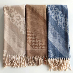 Schal Halstuch Leoparden Hahnentritt Fischgrt Muster Fransen, beige natur