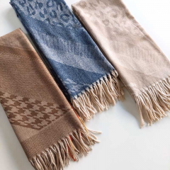 Schal Halstuch Leoparden Hahnentritt Fischgrt Muster Fransen, beige soft braun