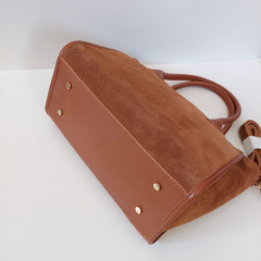 Wildledertasche Handtasche rechteckig goldene Schnallen, cognac braun