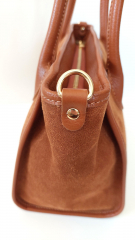 Wildledertasche Handtasche rechteckig goldene Schnallen, cognac braun