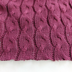 Strickstoff Zopfmuster Meterware, bordeaux