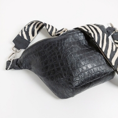 Lederimitat Krokolederimitat fr Bekleidung elastisch, schwarz