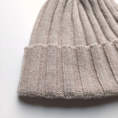 Mtze aus Kaschmirmix Strickstoff- hellbeige - made in Italy