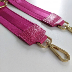 Taschengurt Streifen 3d uni - pink - pink Leder - gold Schnallen