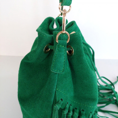 Wildledertasche Beuteltasche Fransen, grn goldene Schnallen