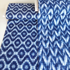 Baumwollstoff Pfeilspitzen Batik Boho Style Foliendruck Tropfen, dunkelblau wei