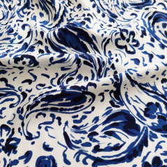 Viskose Stoff Paisleymuster, blau wei