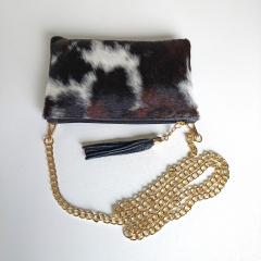 Kuhfelltasche schwarzes Leder goldene Kette