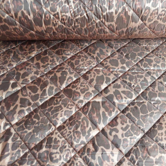 Steppstoff Leopardenmuster Rauten-Steppung wattiert, chocolate mousse (braun)