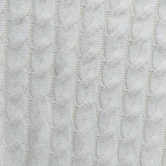 Strickstoff Zopfmuster klassischer Stil, cremewei
