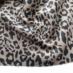 Breitcordstoff Leopardenmuster schmale Rippen elastisch gewaschen, schwarz taupe