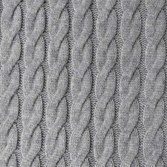 Strickstoff Zopfmuster klassischer Stil, mittelgrau