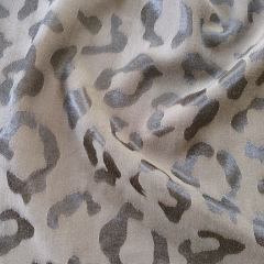 Viskosestoff Jacquard Leopardenmuster, mattes dunkelbraun