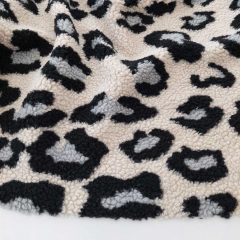 Teddyfell Teddyfleece groes Leopardenmuster, grau schwarz hellbeige