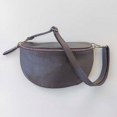 Bauchtasche Leder mit Lederriemen - dunkelbraun-silber Schnallen-Made in Italy