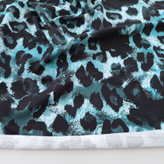 Sweatstoff French Terry Leopardenmuster, dusty blue schwarz