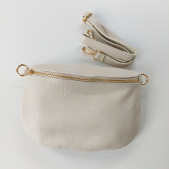 Bauchtasche Leder mit Lederriemen -ecrue - gold Schnallen - Made in Italy