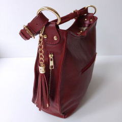 Ledertasche Umhngetasche Seitentaschen Lederriemen - weinrot - gold Schnallen - Made in Italy
