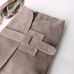 Wildledertasche rechteckig weich soft - taupe - Made in Italy