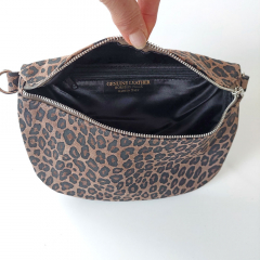 Bauchtasche Wildleder kleines Leomuster Animal Print - schwarz braun braun -B-Ware