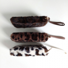 Fake Fur Fellimitat Geldbrse Portemonnaie Leopardenmuster Ziparound - dunkelbraun