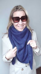 Schal Dreieckstuch flauschig weich uni, dunkelblau (marineblau)