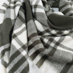 Schal Halstuch kariert Karomuster flauschig weich, armygrn creme