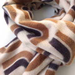 Schal Halstuch grafisches Muster - cognacbraun dunkelbraun hellbeige