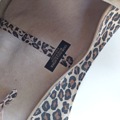 Wildleder Beuteltasche Leomuster, schwarz braun beige - Made in Italy