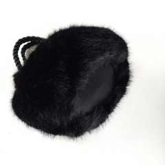 Fake Fur Felltasche rund gold Kette geflochtene Griffe, schwarz