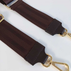 Taschengurt uni gemusterte Streifen - dunkelbraun - dunkelbraunes Leder, gold Schnallen