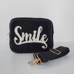 Tasche Retrolook SMILE Teddyboucle - wei schwarz - gold Schnallen