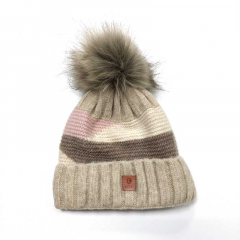 Mtze Strickstoff Streifen Fellbommel - rosa wollwei braun natur