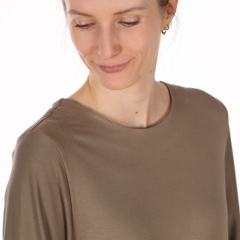 Papierschnittmuster Shirt mit Schleife und Teilpasse FRAU YELDA Studio Schnittreif