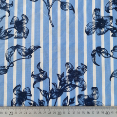 EINZELST�CK 1,35 m Baumwollstoff Streifen Blumendruck Webware Meterware, dunkelblau hellblau wei�