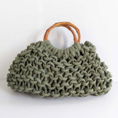 H�kel-Handtasche mit edlem Bambusgriffen & Schulterriemen - salbeigr�n  - Boho Makramee Tasche